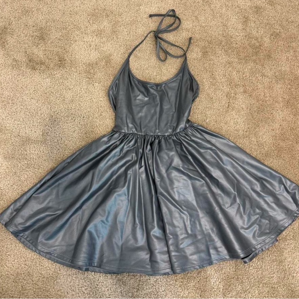 IN SEARCH OF NOT SELLING